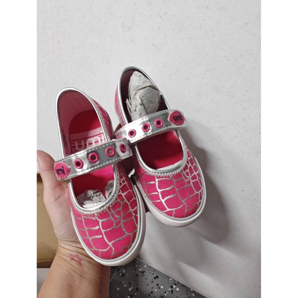 Umi Halina A Mary Jane Pink Silver Crocodile Canvas US 8.5 Sneakers Hook Loop‎